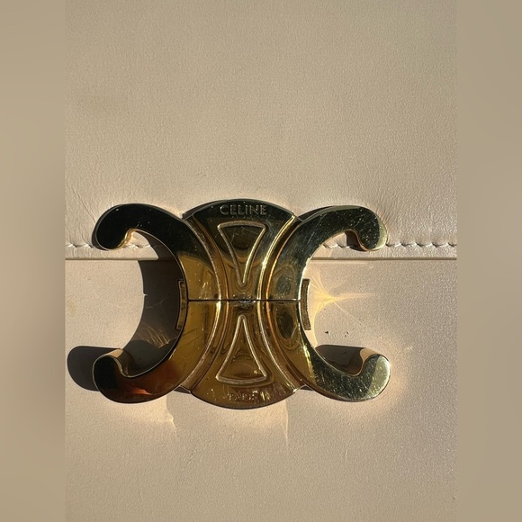 Celine Triomphe Beige Shoulder Bag Medium - Picture 2 of 14